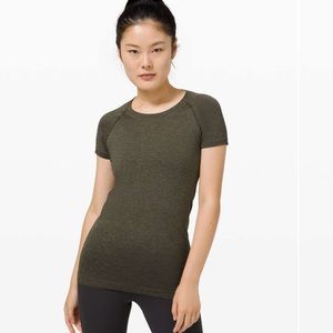 Lululemon Swiftly Tech Short Sleeve 2.0 shortened